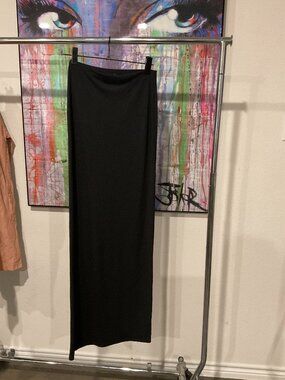 Helsa Matte Jersey Slim Skirt Black Small NWT